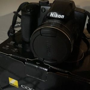 Nikon camera coolpix B600